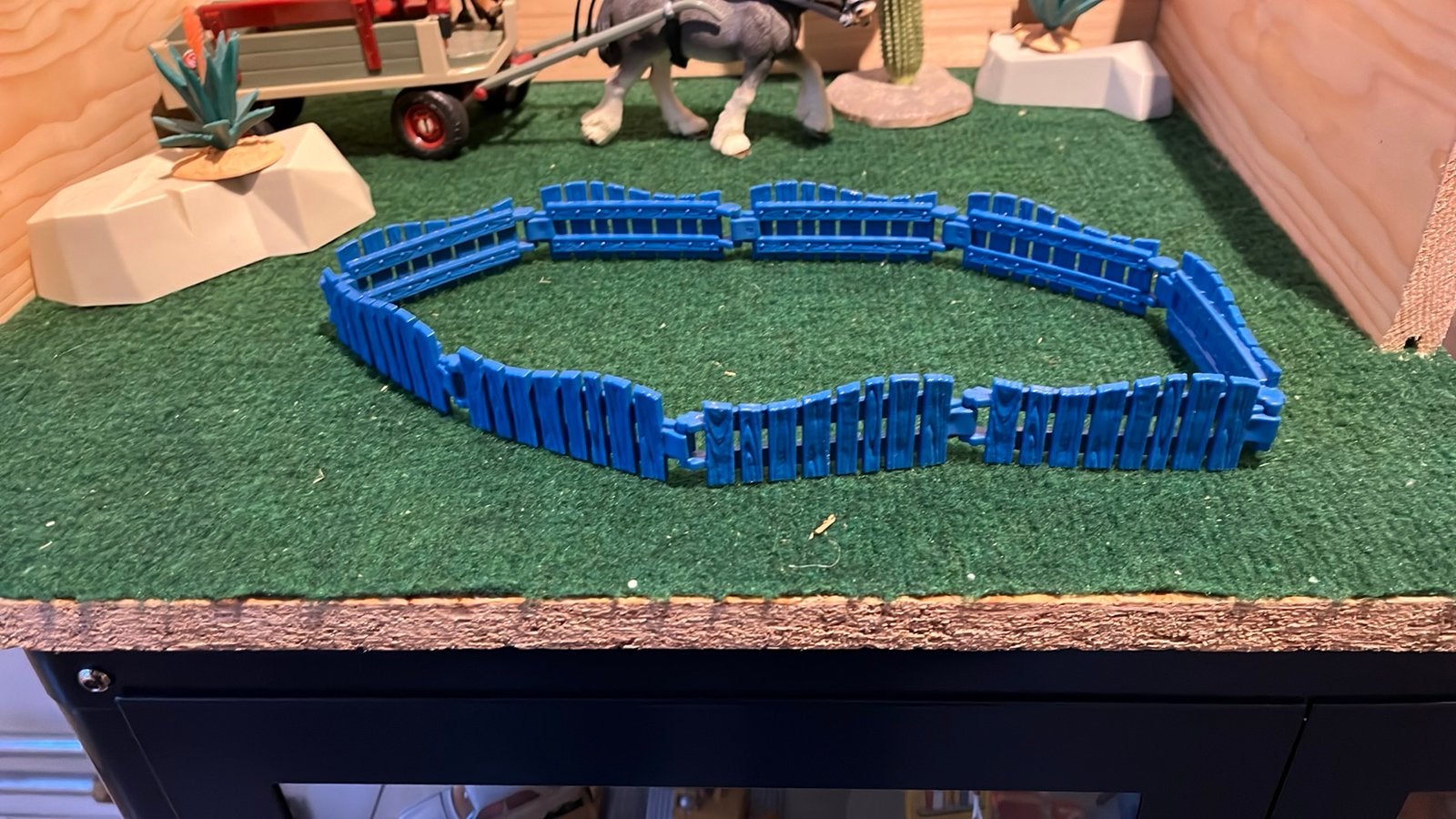 Schleich blauwe hekjes, Verzamelen, Dierenverzamelingen, Ophalen of Verzenden, Zo goed als nieuw, Paard, Beeldje of Figuurtje