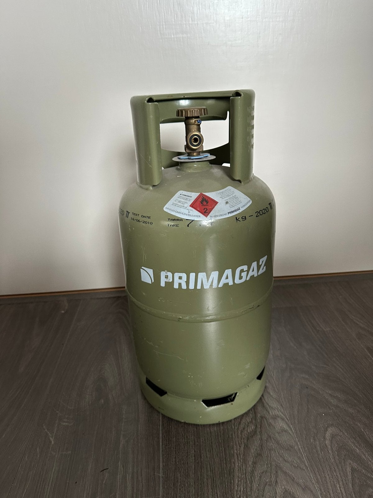Primagaz volle gasfles 7.4 kilo ( 10 liter ) propaangas fles, Ophalen, Gebruikt