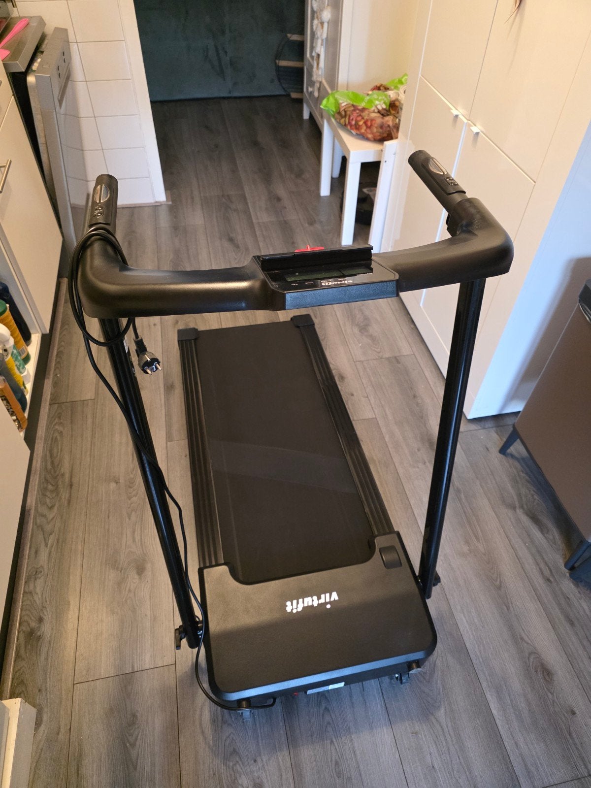 VirtuFit TR-50i Loopband - Compact en Opvouwbaar, Sport en Fitness, Ophalen, Gebruikt, Metaal, Loopband