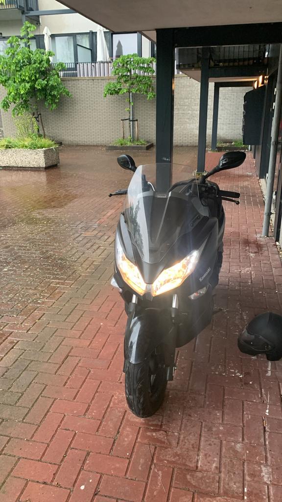 Kawasaki J300 MotorScooter 2018, Ophalen of Verzenden