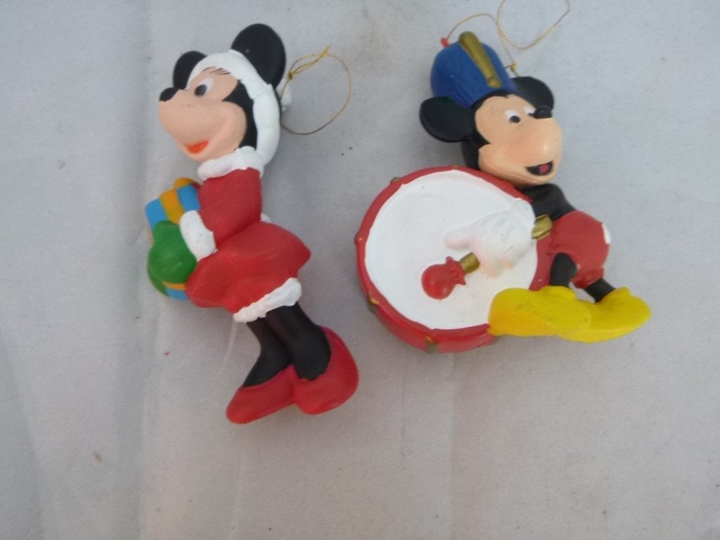 2 hangers van Walt Disney, Verzamelen, Ophalen of Verzenden, Overige figuren, Gebruikt, Beeldje of Figuurtje