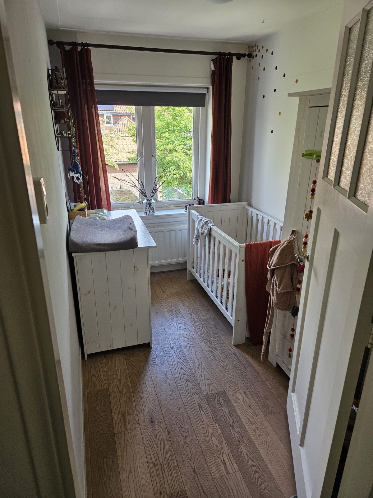 babykamer amigo's amiga's: ledikant, kast en commode, Ophalen, Gebruikt, 50 tot 70 cm, 100 cm of meer