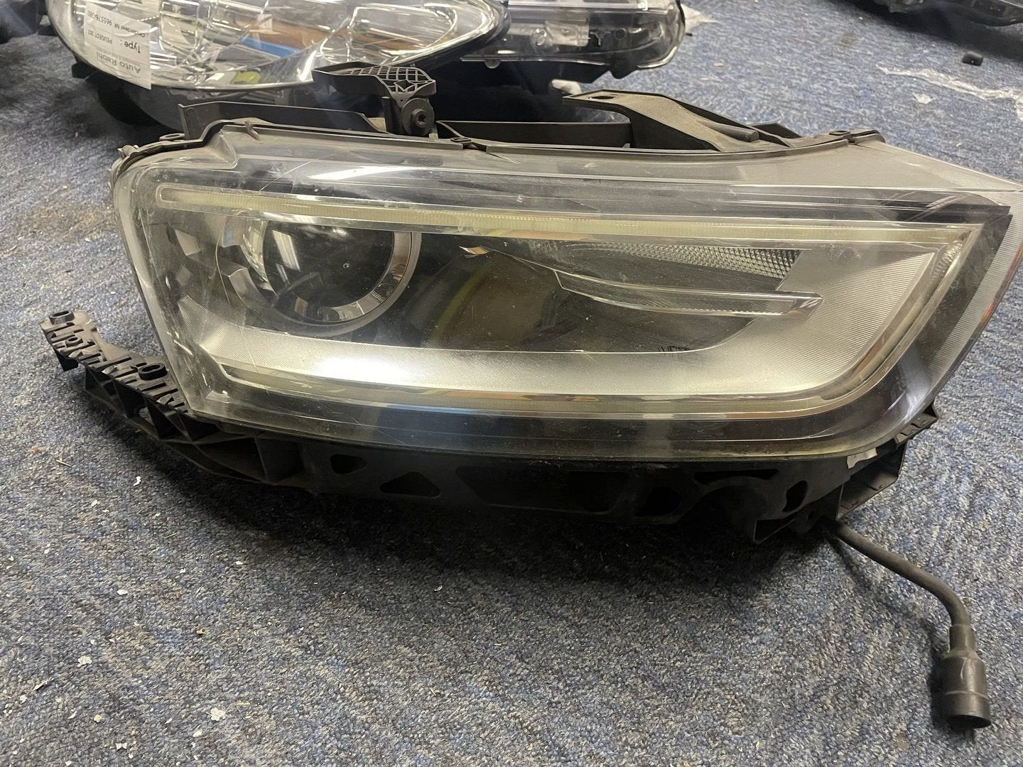Audi Q3 koplamp rechts compleet met modules 8U0941004B, Auto-onderdelen, Gebruikt, -, -, Ophalen of Verzenden