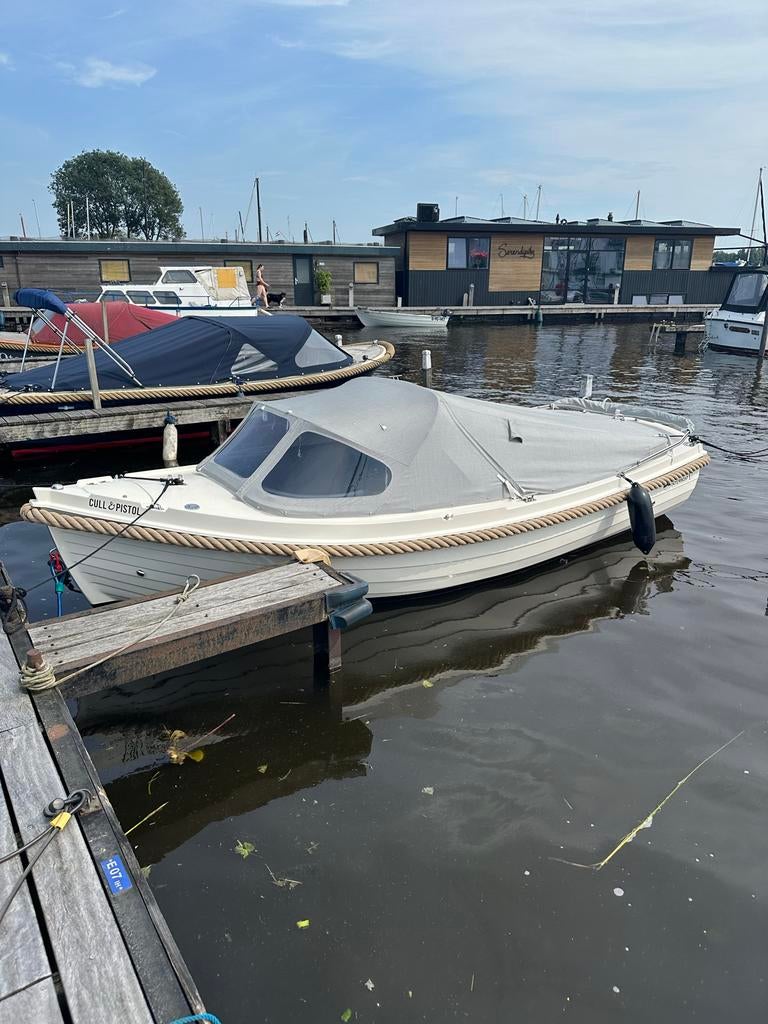 Interboat 17 - 2019 als nieuw ! slechts 125 vaaruren!, Watersport en Boten, Ophalen, Zo goed als nieuw, Interboat, Biminitop