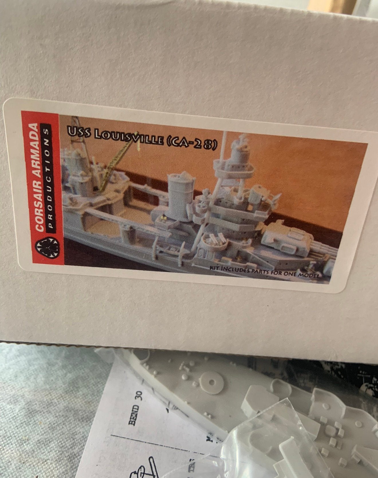 1:700 Corsair Armada USS Louisville CA-28 1944 modelbouw set, Hobby en Vrije tijd, Modelbouw | Boten en Schepen, 1:200 of kleiner