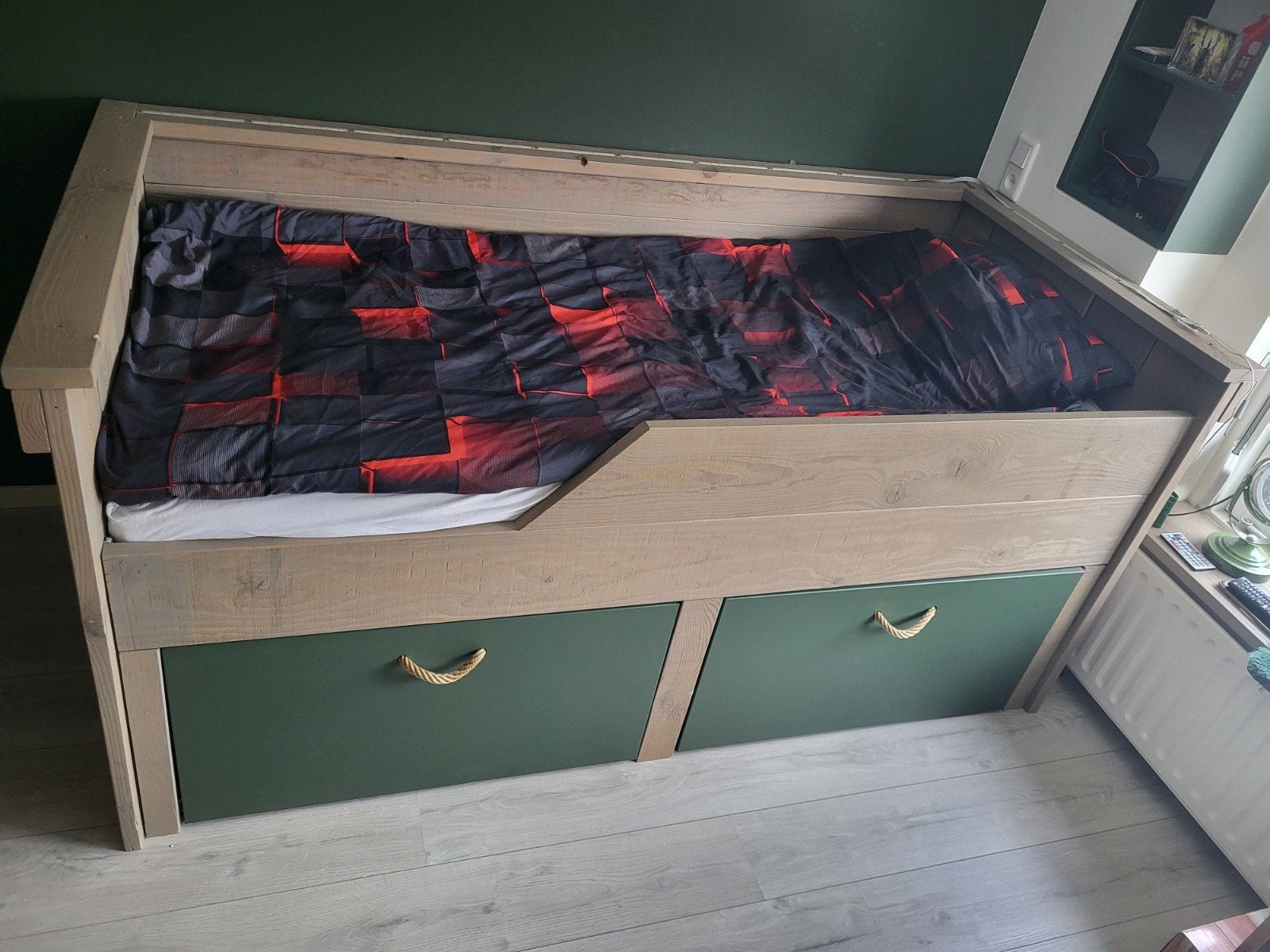 Kajuit bed ca 90 x 200 cm met lattenbodem., Huis en Inrichting, Ophalen, Gebruikt, Eenpersoons