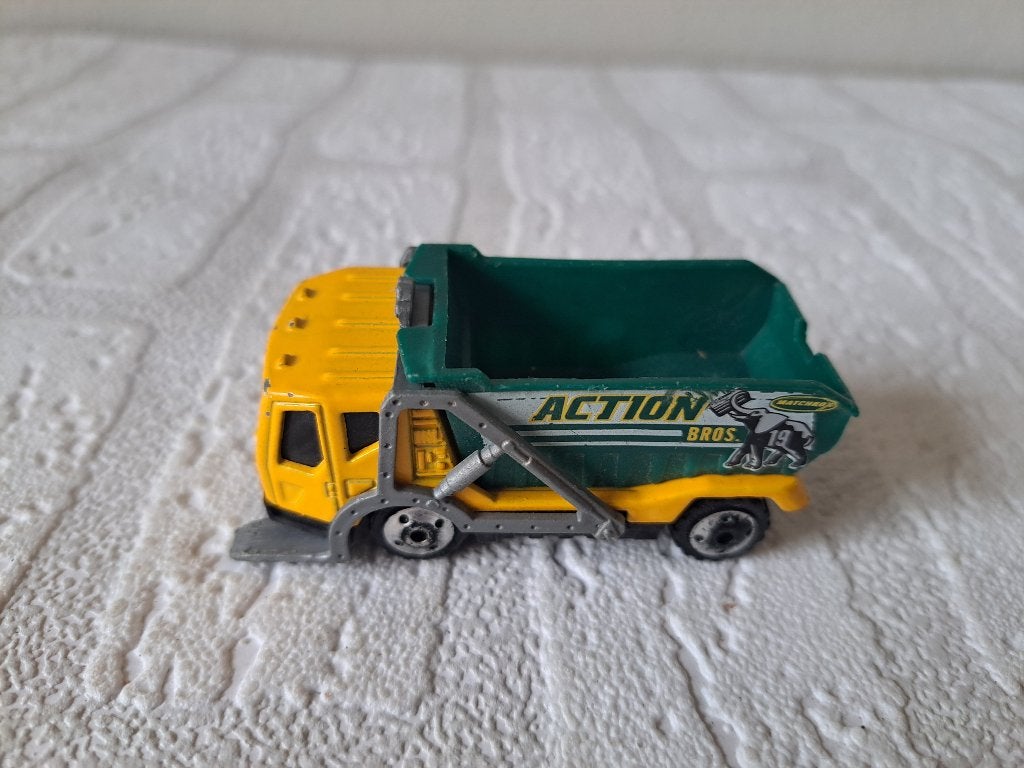 Matchbox Vuilniswagen Modelauto MB542 2002-2006, Ophalen of Verzenden, Zo goed als nieuw, Bus of Vrachtwagen
