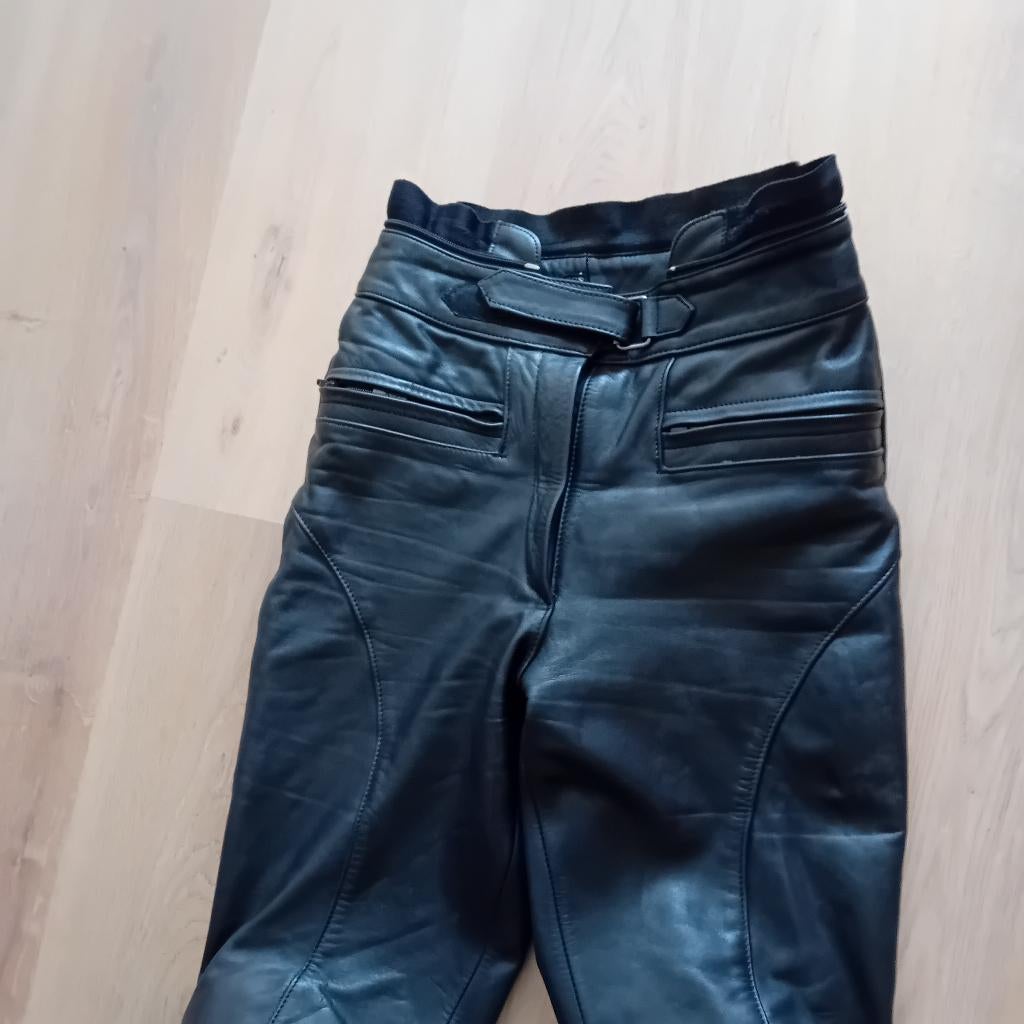 Leren motor broek zgan kleine maat, Ophalen of Verzenden, Tweedehands, Dames, Broek | leer