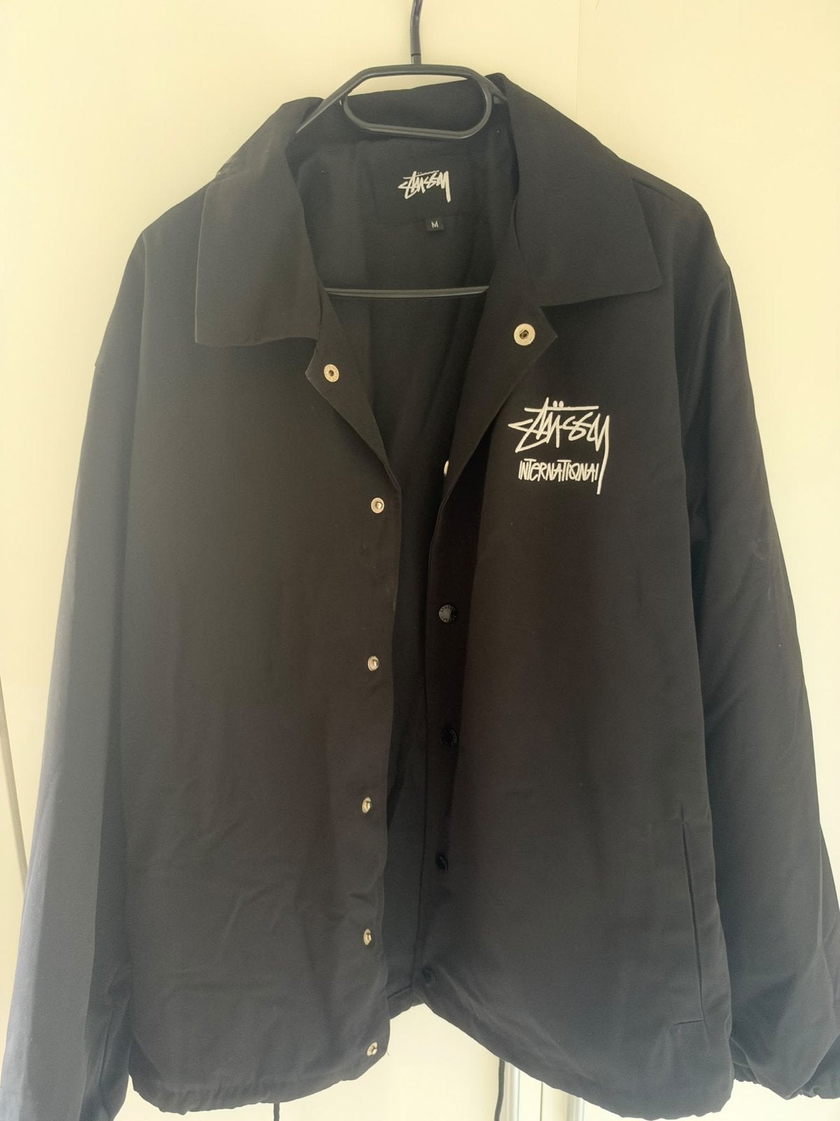 Stussy Coach Jacket Zwart - Maat M, Ophalen of Verzenden, Zo goed als nieuw, Maat 48/50 (M), Zwart