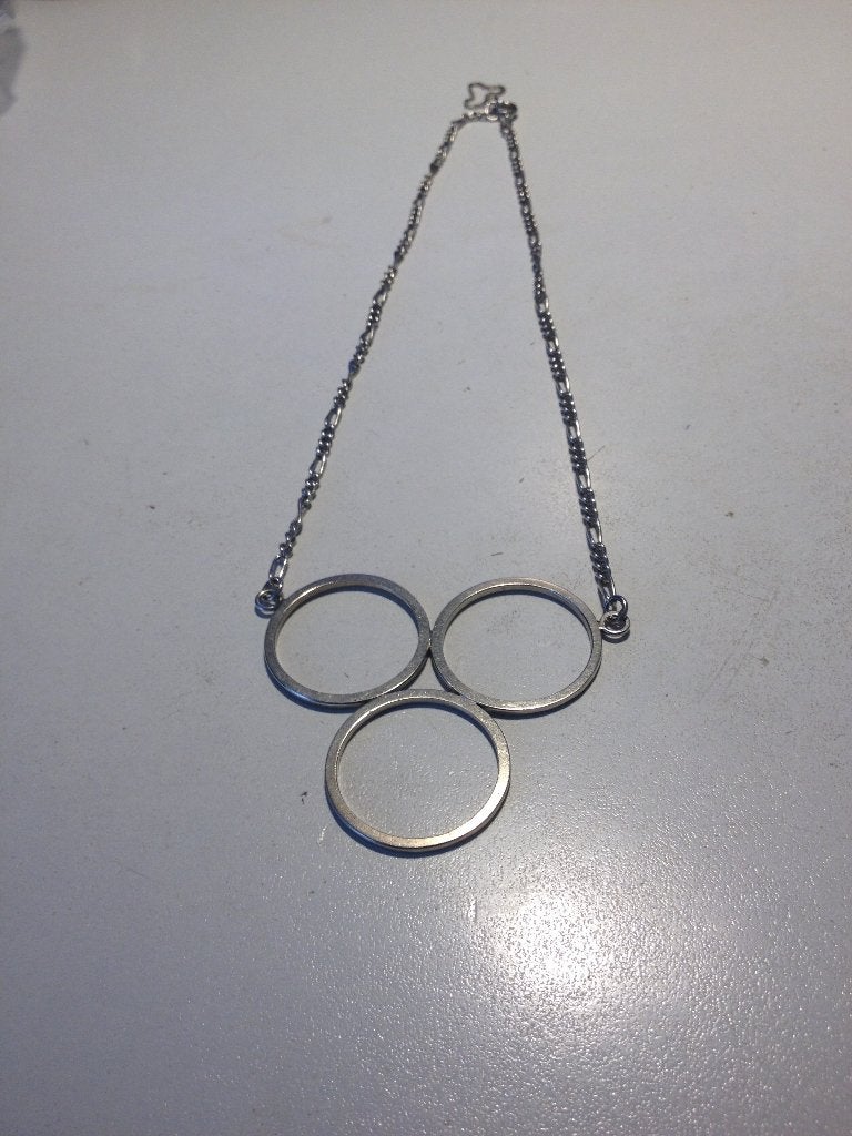 Antieke zilveren ketting met vaste hanger, Verzenden, Zo goed als nieuw, Zilver, Zilver