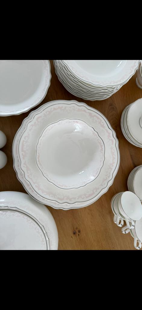 Vintage limited edition Karaca 84-delig compleet servies, Huis en Inrichting, Keuken | Servies, Zo goed als nieuw, Compleet servies