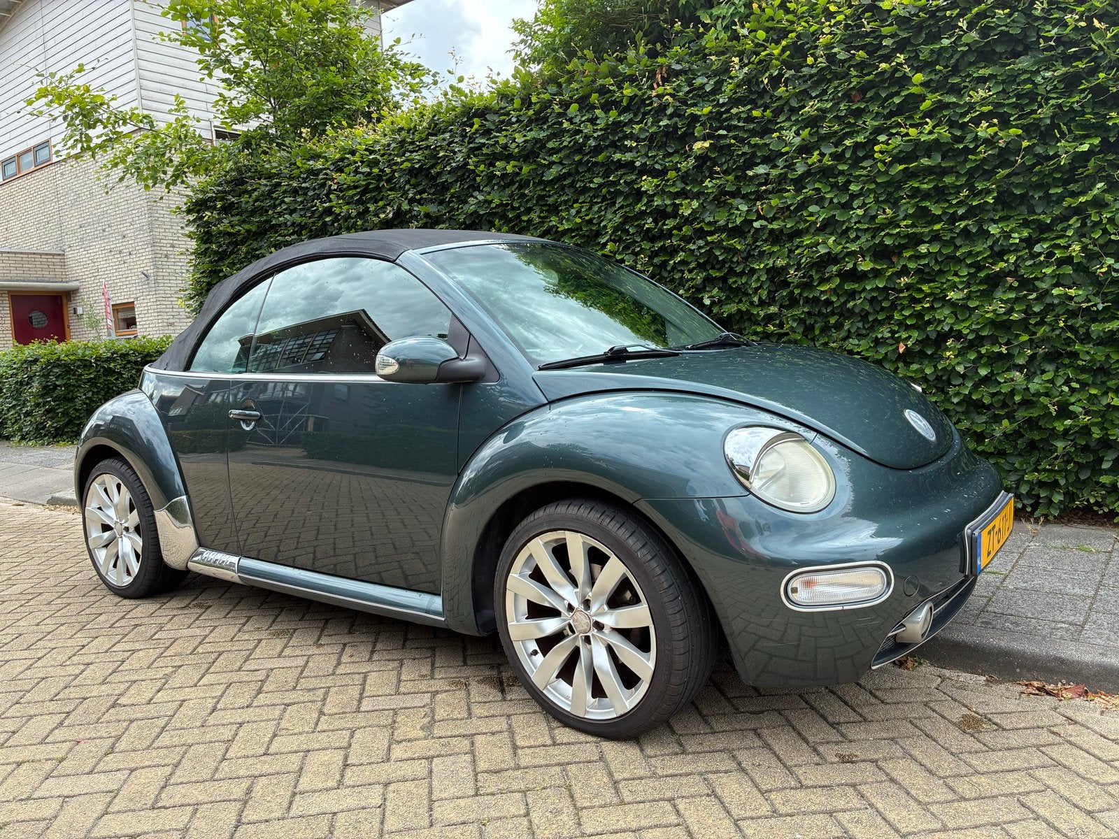 Volkswagen Beetle Cabrio 2004 Groen metallic, Auto's, Volkswagen, Particulier, Benzine, Cabriolet, Geïmporteerd, Groen, Ophalen