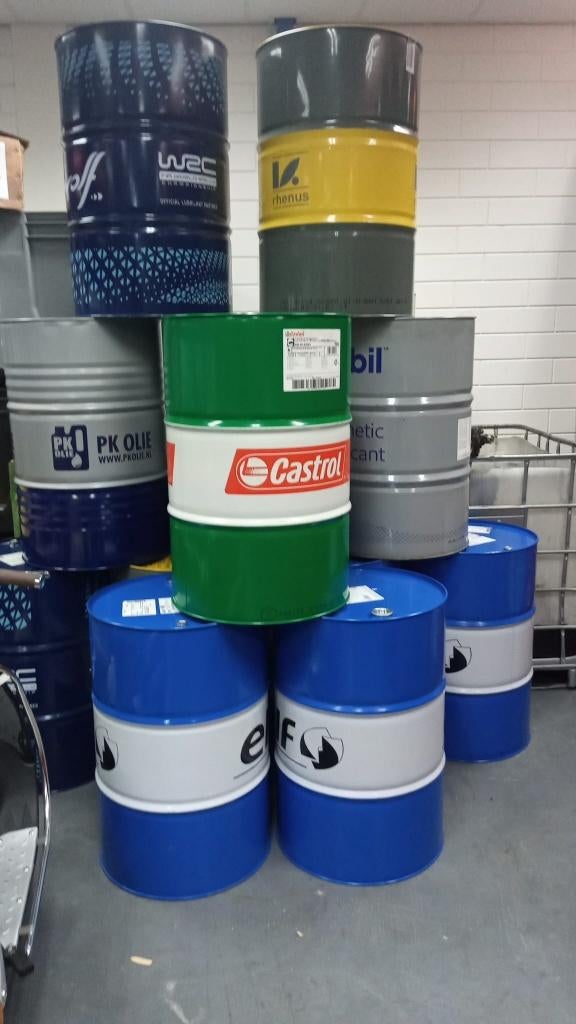 vuurton oliedrum 60 & 200 liter, Ophalen, Zo goed als nieuw, Vuurton