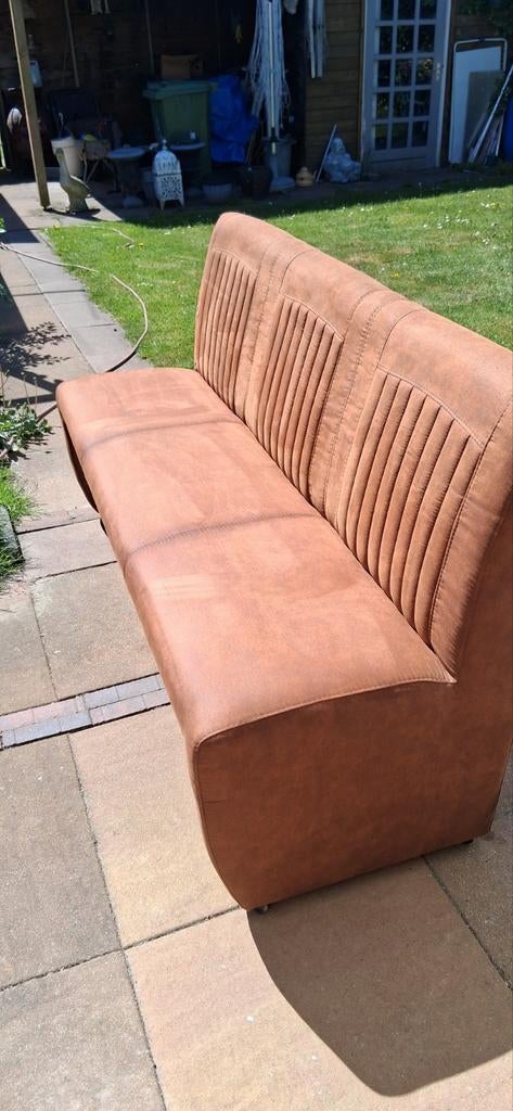 Eetkamerbank Cognac kleur. Met wieltjes 3 persoons, Ophalen, Gebruikt, Minder dan 75 cm, 150 tot 200 cm