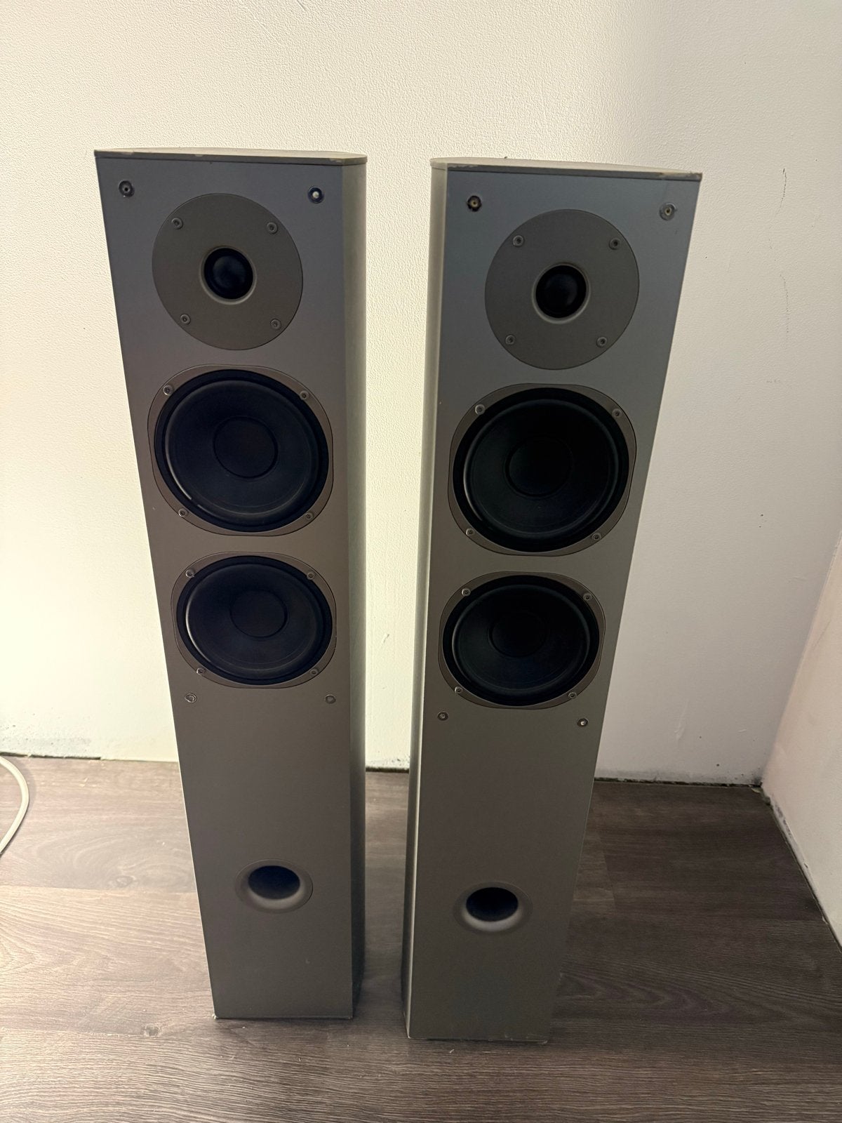 LIFE L 40701 Luidsprekers - Set, Vloerstaande luidspreker, Gebruikt, Geschikt voor surround/home cinema, Ophalen
