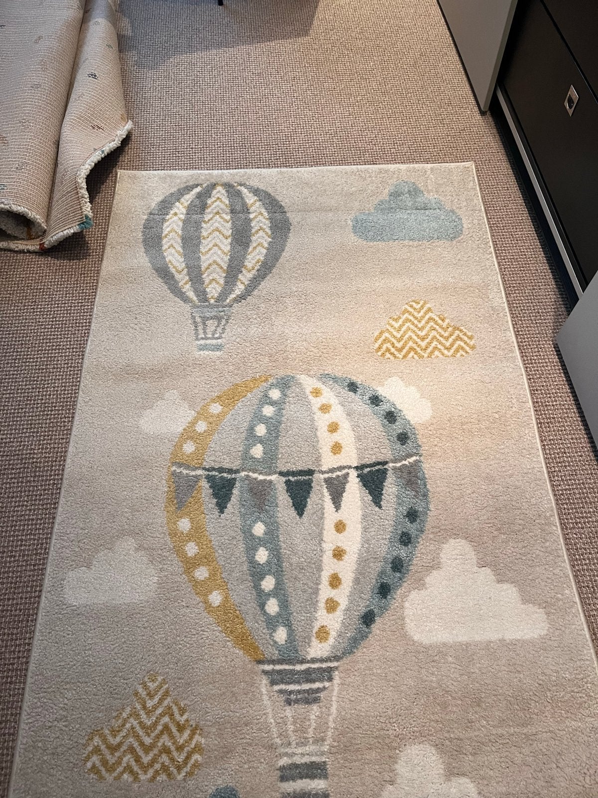 Rugvista Kinderkamer Tapijt - Luchtballonnen 100x160cm, Ophalen, 100 tot 150 cm, Zo goed als nieuw, 150 tot 200 cm