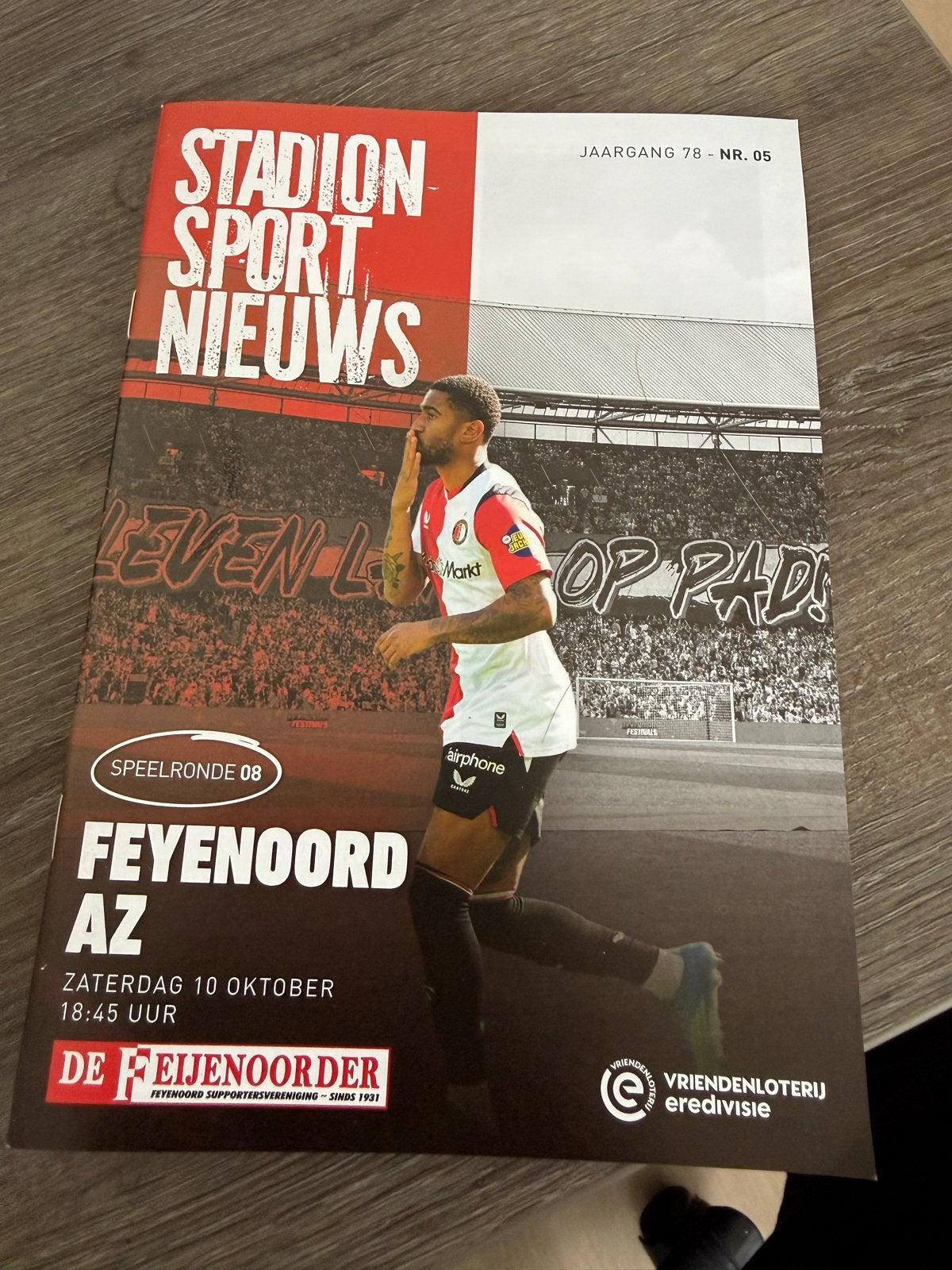 Feyenoord - AZ Wedstrijd Magazine - 10 Oktober, Verzamelen, Ophalen of Verzenden, 1980 tot heden, Nederland, Tijdschrift