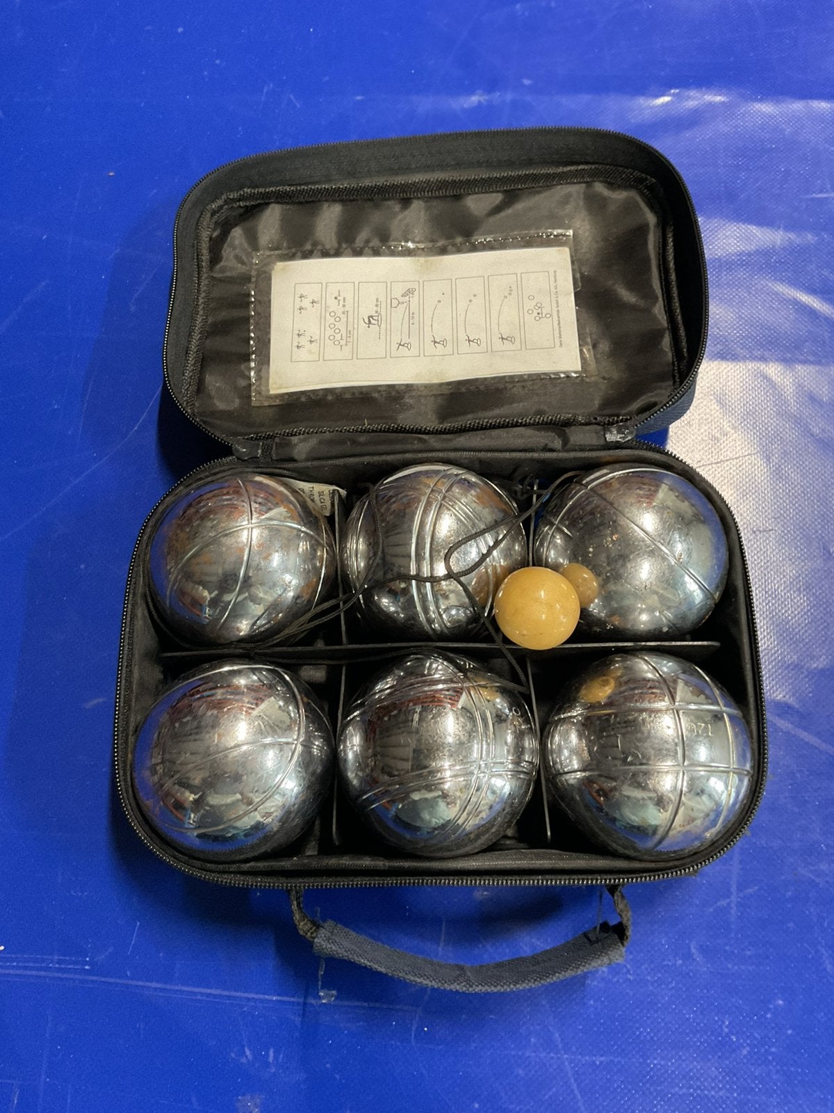 Jeu de boules in tas zware ijzeren ballen complete set, Ophalen, Zo goed als nieuw