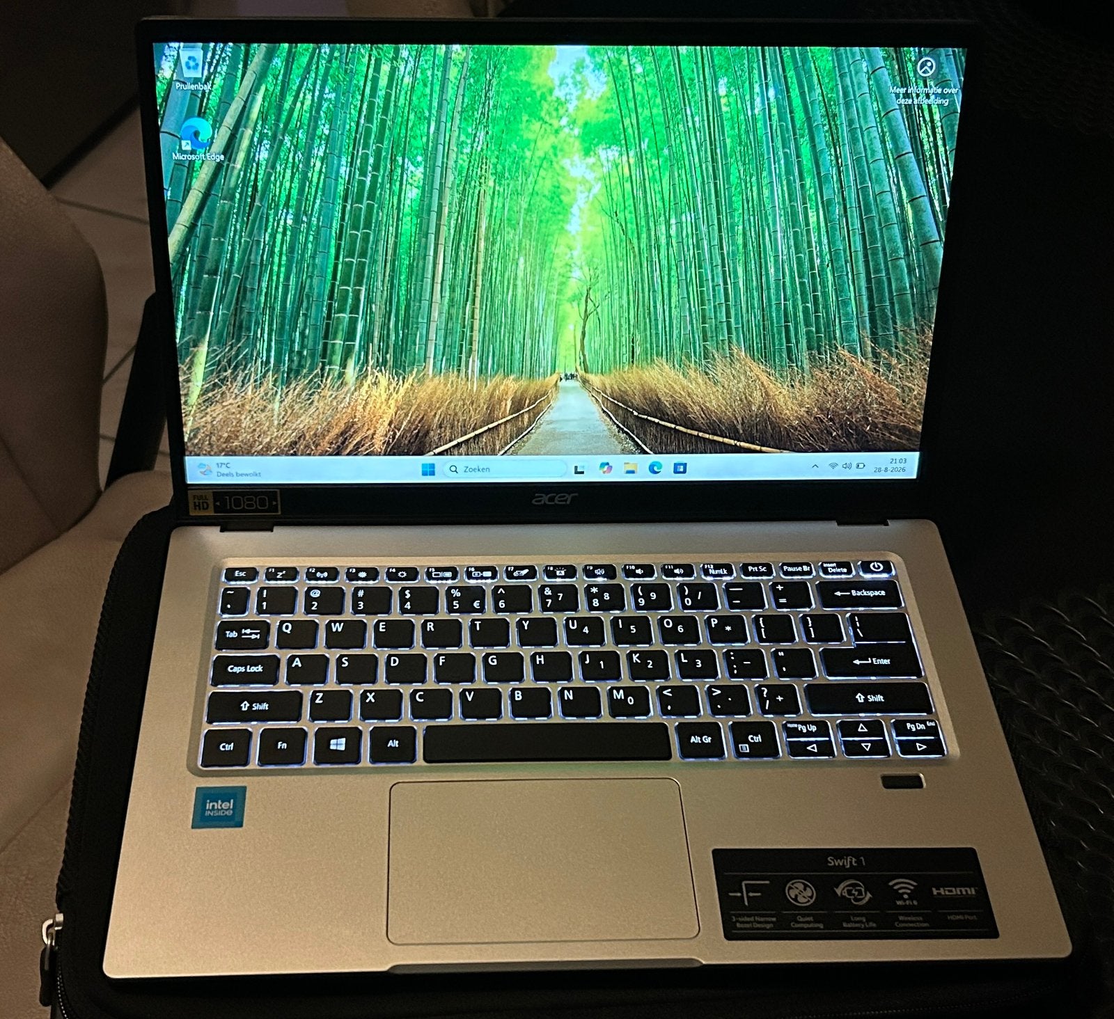 Laptop Acer Swift 14 inch goudkleurig., Met videokaart, Qwerty, Acer Swift 1, 14 inch