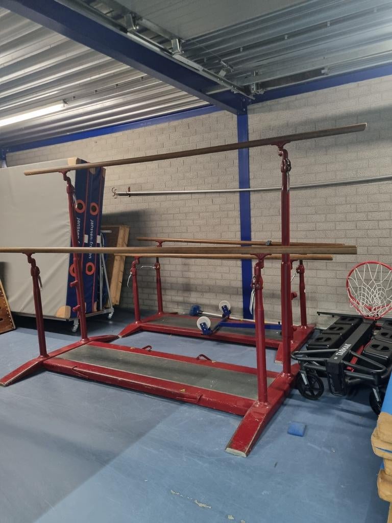 1x Turnbrug (ongelijkligger) - Perfect voor training!, Ophalen, Gebruikt, Materiaal, Maat 36 t/m 42