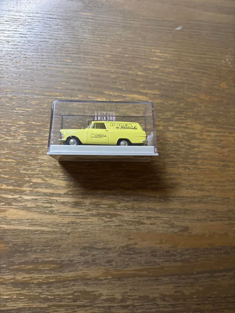 Brekina Opel P II Kasten Automodelle - Geel, Ophalen of Verzenden, Zo goed als nieuw