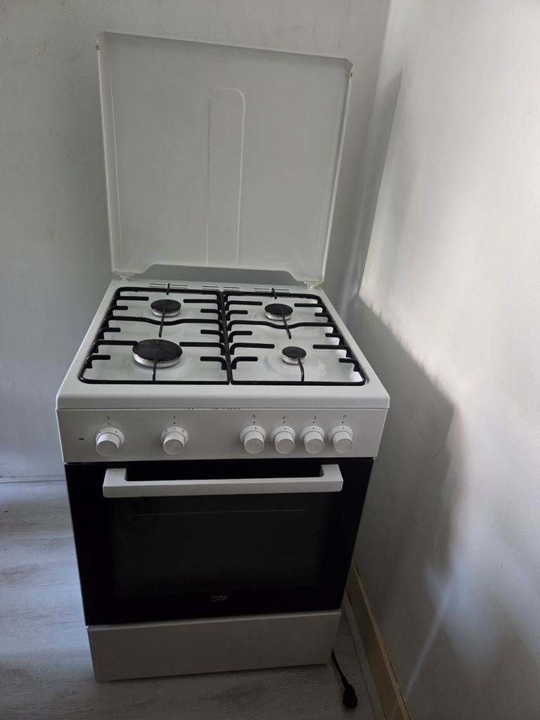 Gasfornuis, Witgoed en Apparatuur, Fornuizen, Ophalen, Gebruikt, 4 kookzones, Gas