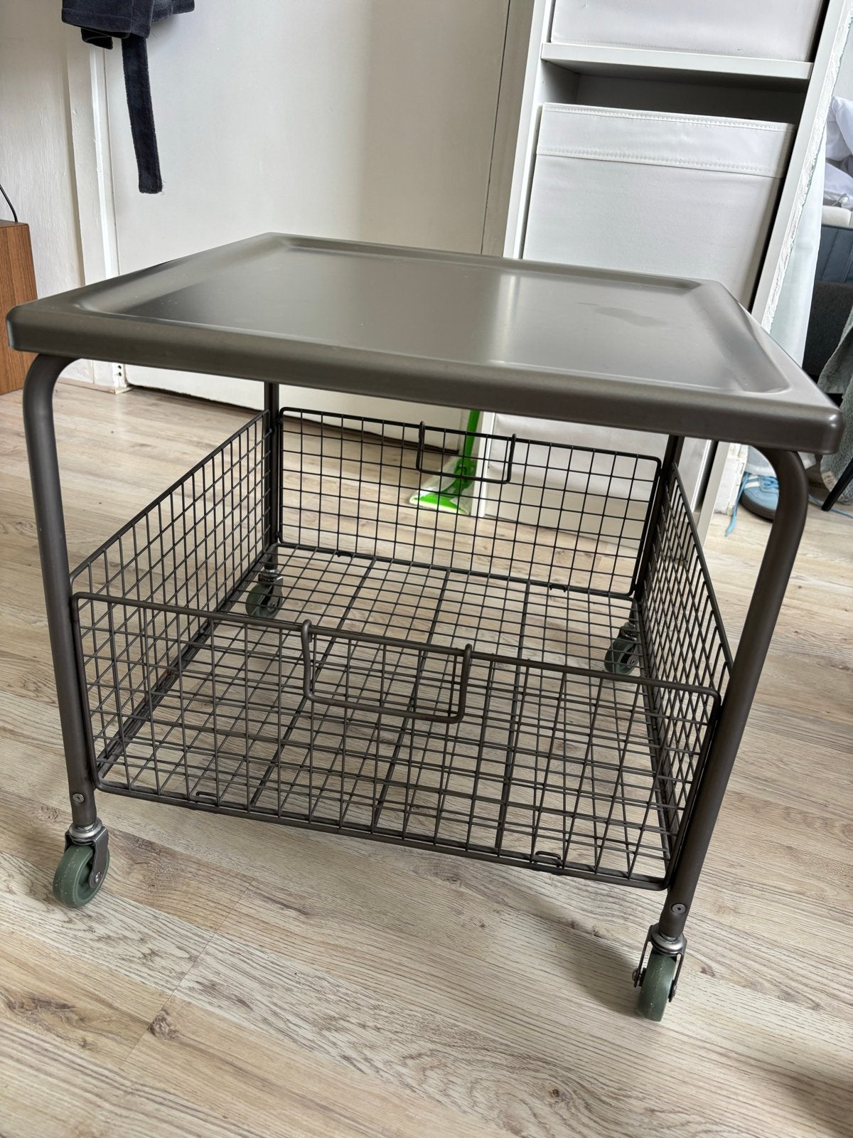 IKEA Lalleröd salontafel/bijzettafel met wielen, Ophalen, Minder dan 45 cm, Gebruikt, Metaal of Aluminium