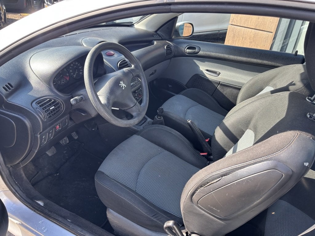 Peugeot 206 CC 1.6-16V (bj 2001), foto 5