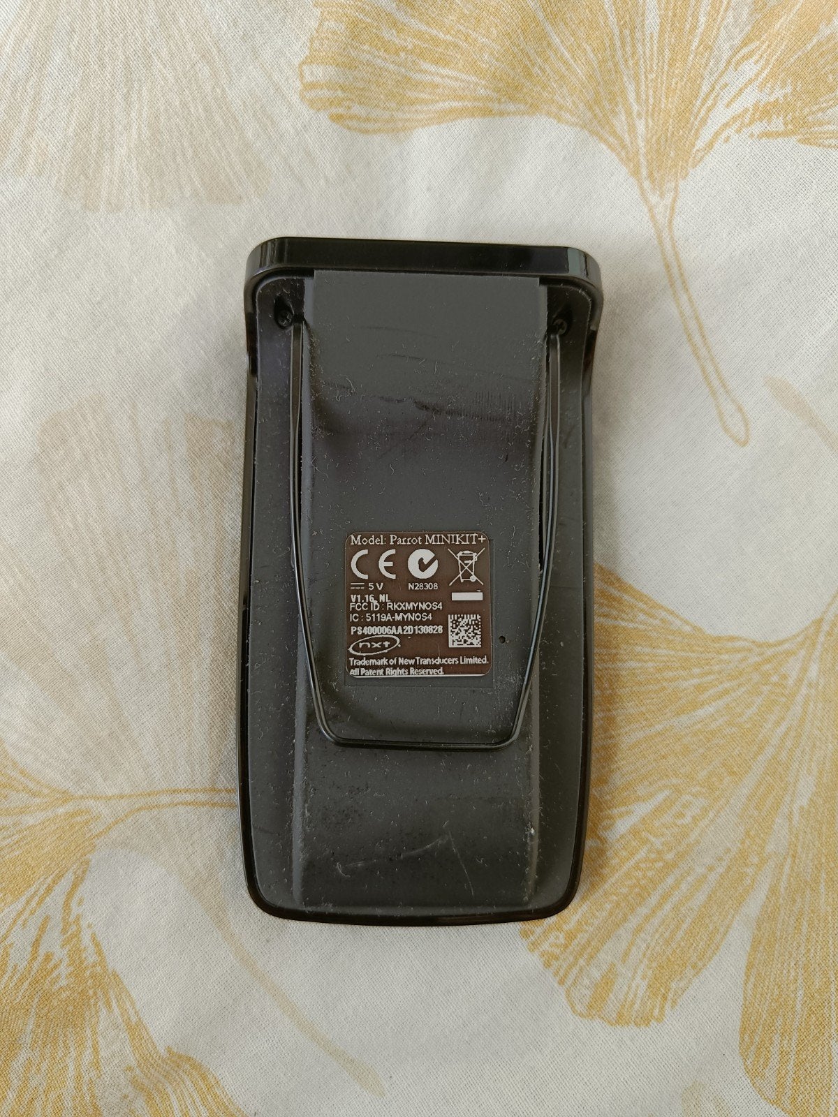 Parrot MINIKIT+ Bluetooth Handsfree Carkit, Ophalen of Verzenden, Gebruikt