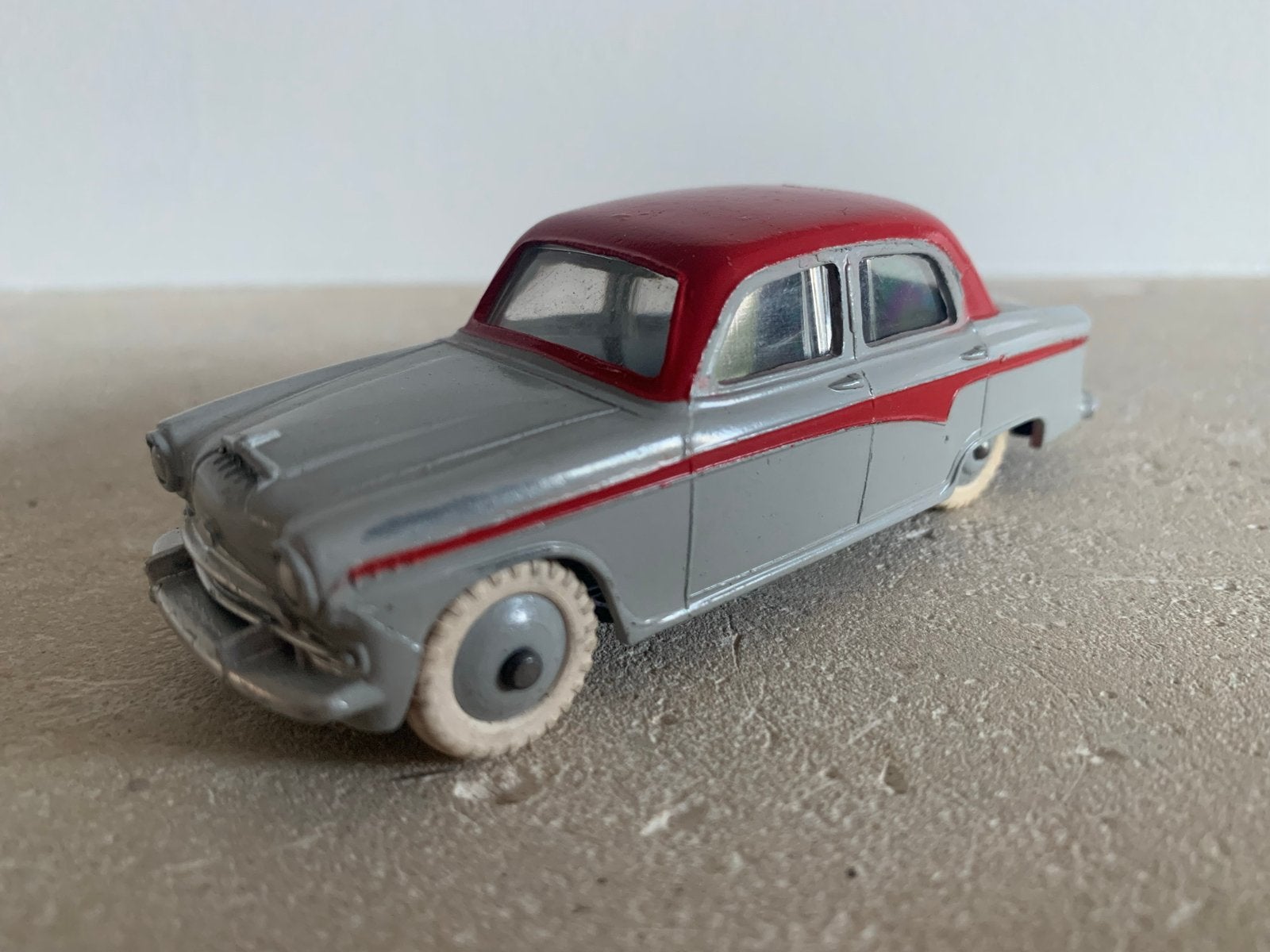 Vintage Dinky Toys Austin A105 - model 176, Ophalen of Verzenden, Gebruikt