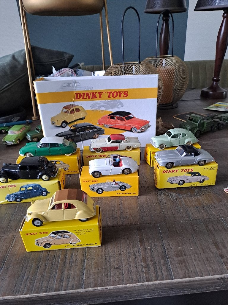 Dinky Toys Atlas 7nstuks met doosjes en documentaties, Ophalen of Verzenden, Nieuw, Auto, Dinky Toys