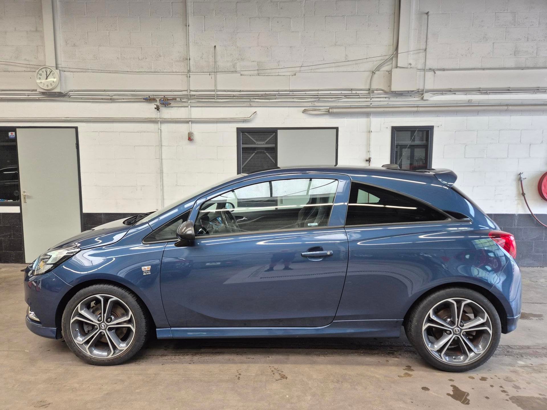 Opel Corsa 1.4 Turbo OPC line 150pk Recaro leder, Voorwielaandrijving, Gebruikt, 150 pk, Blauw