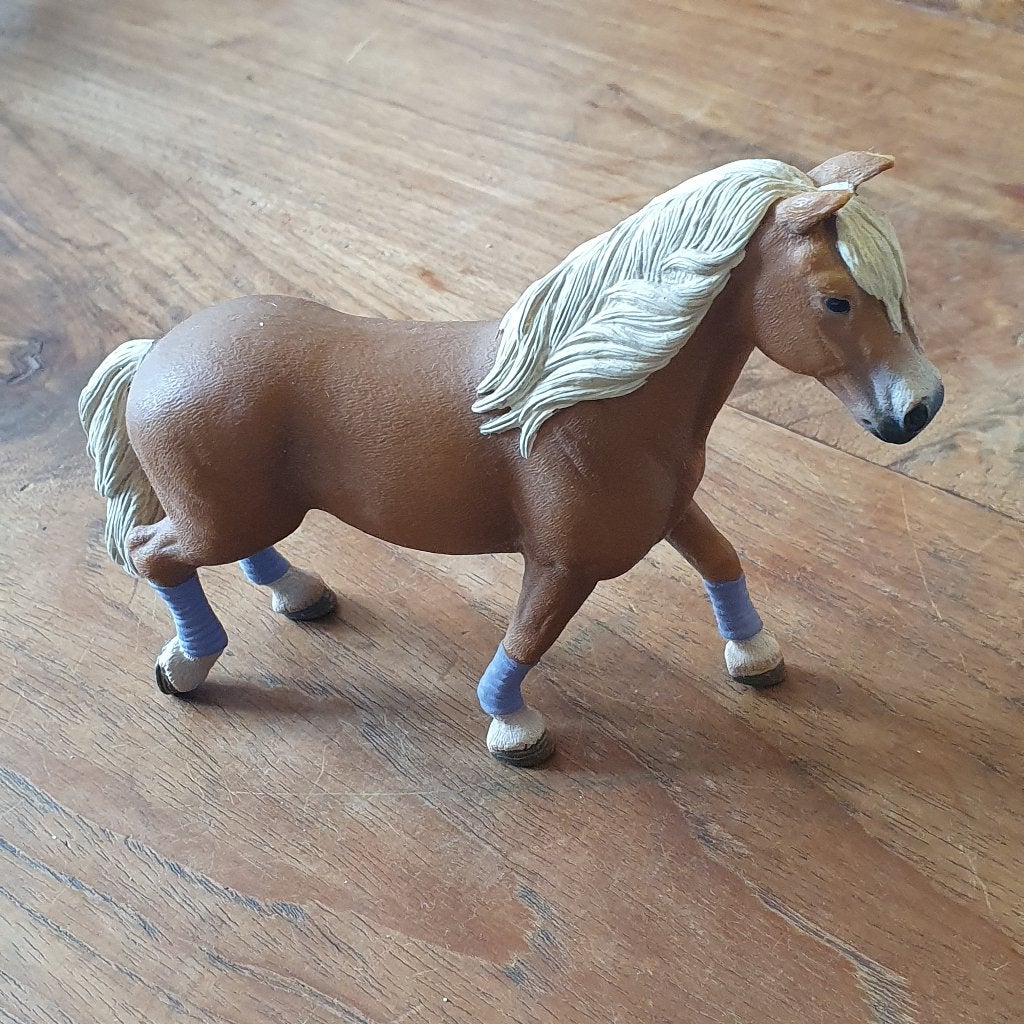 Schleich paarden 3, Ophalen, Gebruikt