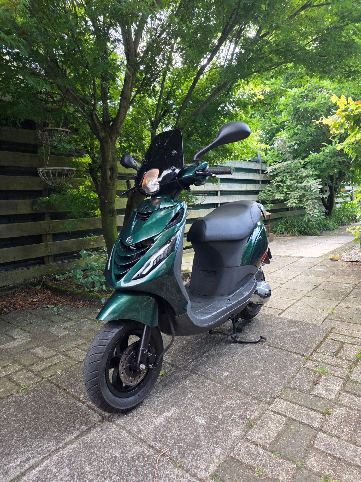 Piaggio Zip 2takt van de 1e eigenaar! 5000km! (Tweetakt), Ophalen, Zo goed als nieuw