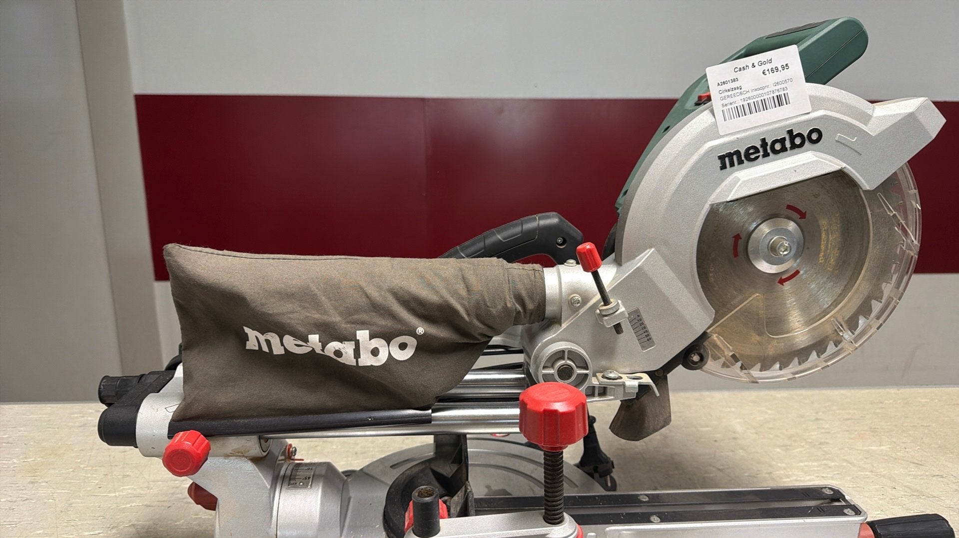 Metabo Afkortzaag KGS 216 M met trekfunctie, Doe-het-zelf en Verbouw, Decoupeerzaag, Metabo, Ophalen of Verzenden, Zo goed als nieuw