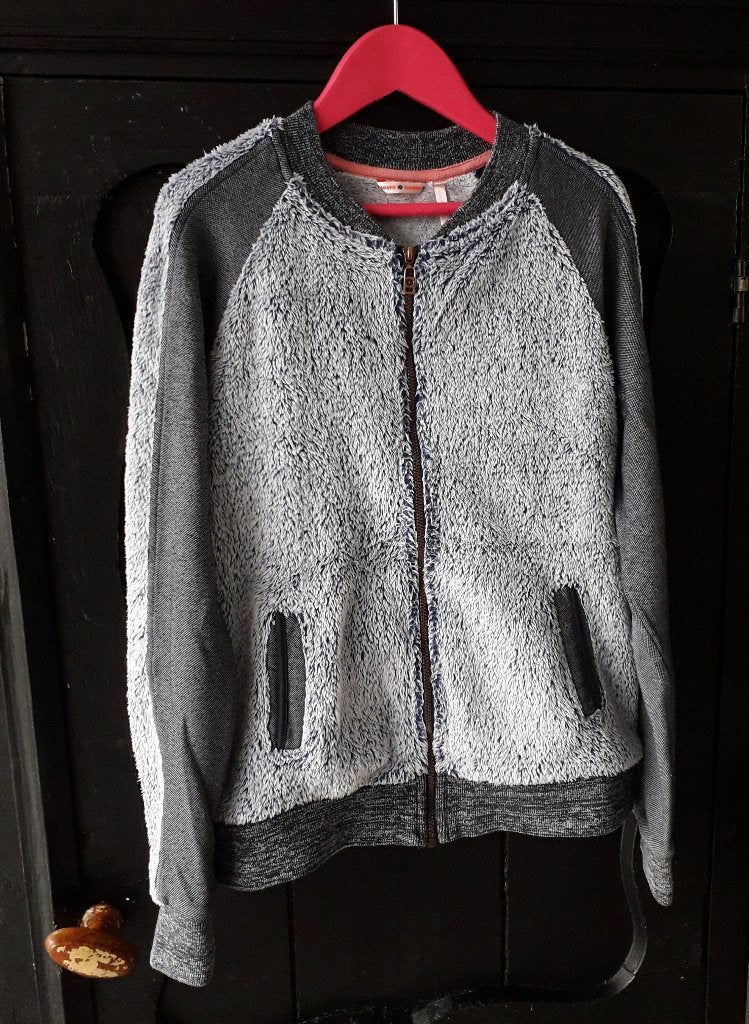 NoNo mooi vest met bijpassende grijze legging, maat 158/164, Meisje, Trui of Vest, Ophalen of Verzenden, Nono