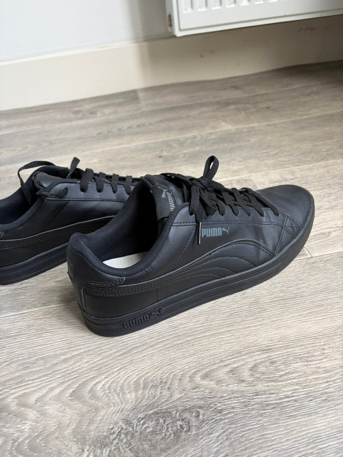 Puma zwarte sneakers maat 44 – zo goed als nieuw, Kleding | Heren, Ophalen of Verzenden, Zo goed als nieuw, Zwart
