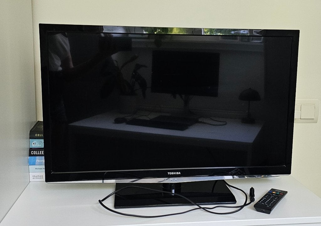 Toshiba LCD COLOUR TV, Ophalen, 50 Hz, LCD, 80 tot 100 cm