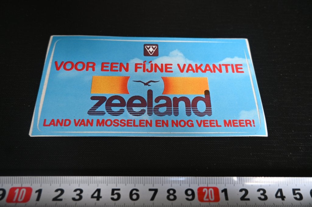 sticker VVV Voor een fijne vakantie ZEELAND Mosselen en meer, Ophalen, Zo goed als nieuw