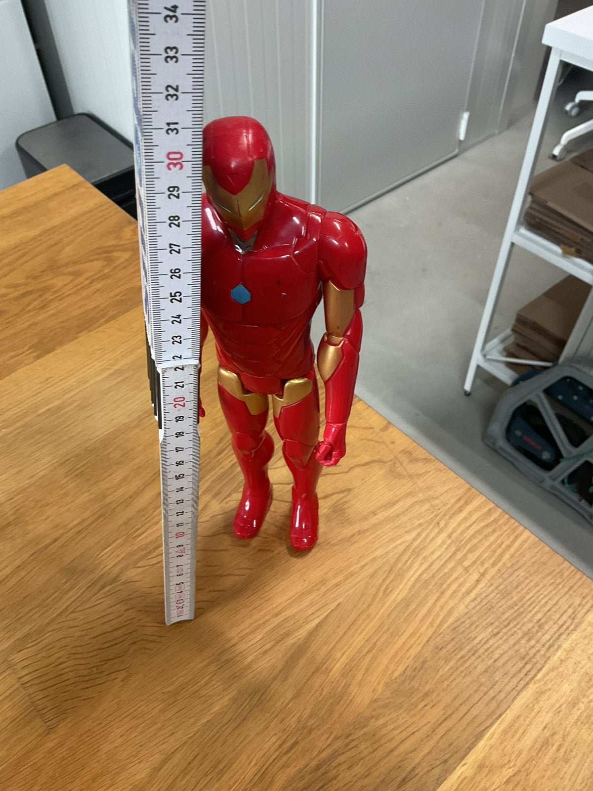 Ironman 30 cm, Ophalen, Zo goed als nieuw