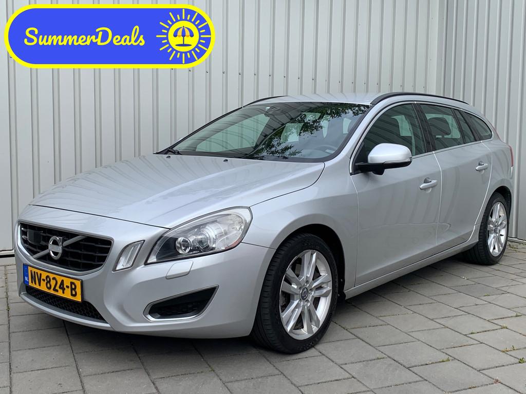 Volvo V60 1.6 D2 Summum|Automaat|Navigatie|Climate Control|, Auto's, Volvo, Gebruikt, Zwart, 4 cilinders, Leder