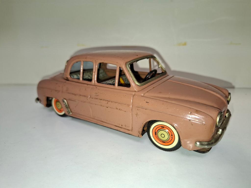 Bandai Renault Dauphine - Vintage Speelgoedauto, Antiek en Kunst, Antiek | Speelgoed, Ophalen of Verzenden