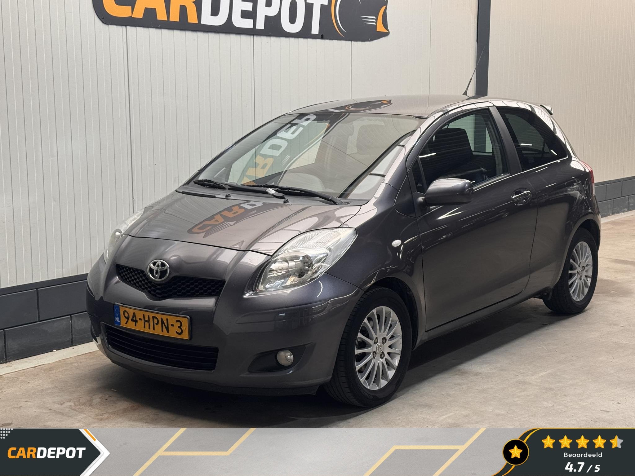 Toyota Yaris 1.3 VVTi Dynamic, Voorwielaandrijving, 1025 kg, 4 cilinders, Bedrijf
