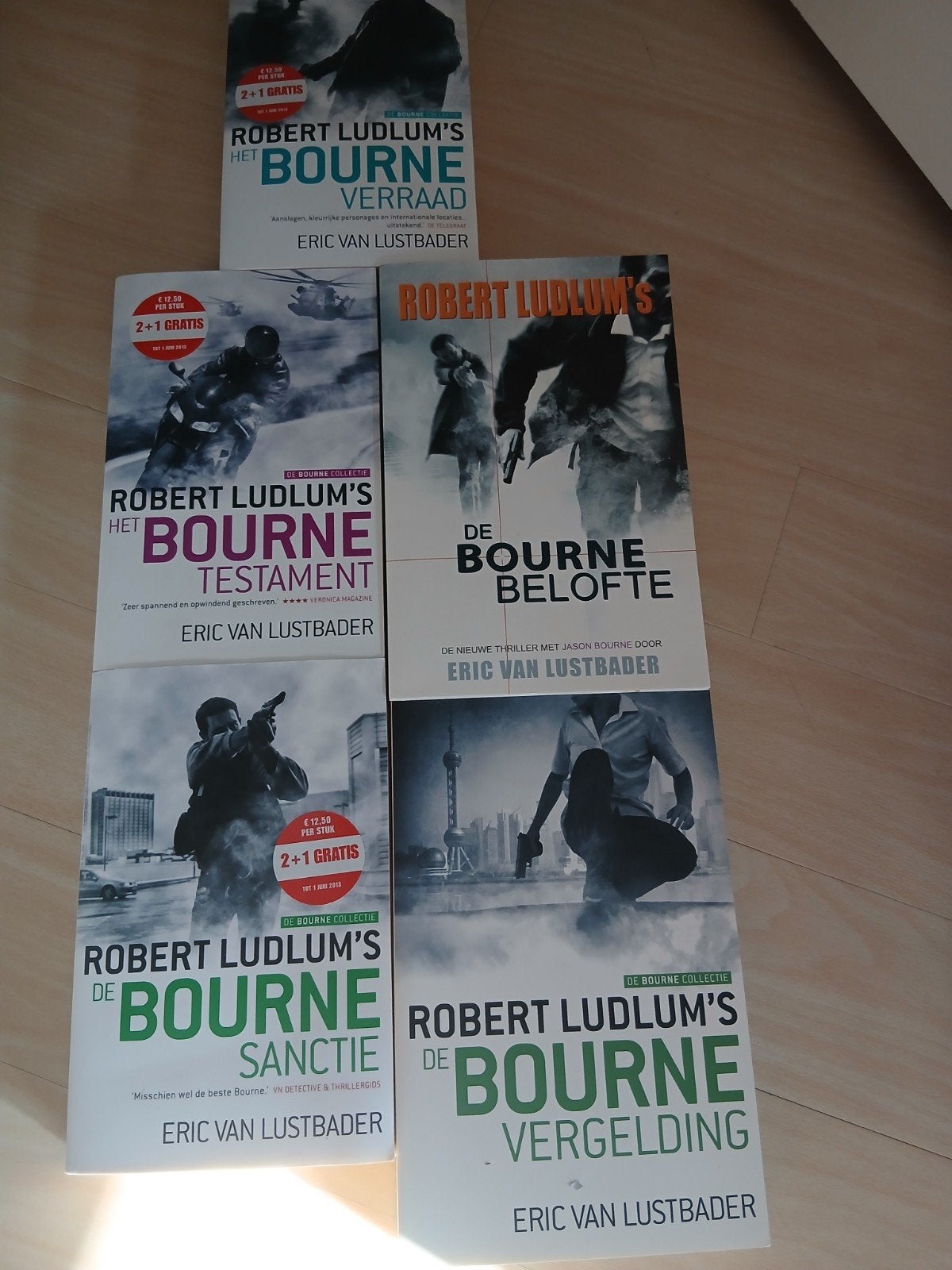 Robert Ludlum's div.boeken, Ophalen, Gelezen