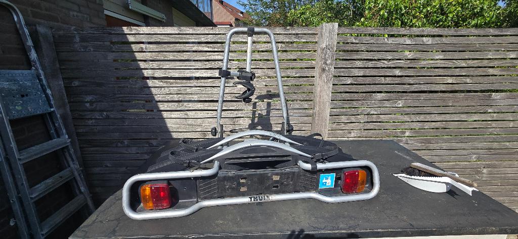 Thule Fietsendrager, Ophalen, Gebruikt, Brede banden, 2 fietsen