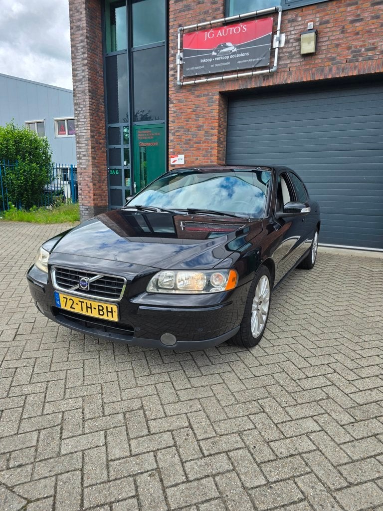 Volvo S60 2.4 Edition II topstaat, Auto's, Voorwielaandrijving, Gebruikt, Zwart, 1600 kg