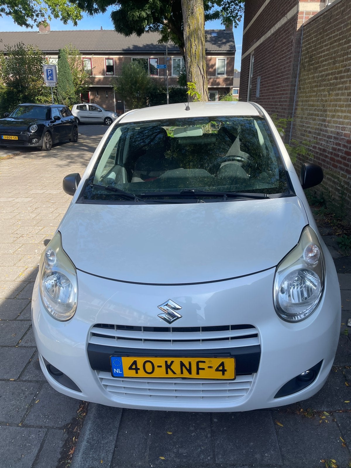 Suzuki Alto 1.0 2010 Wit, Auto's, Voorwielaandrijving, 200 kg, 4 stoelen, Origineel Nederlands