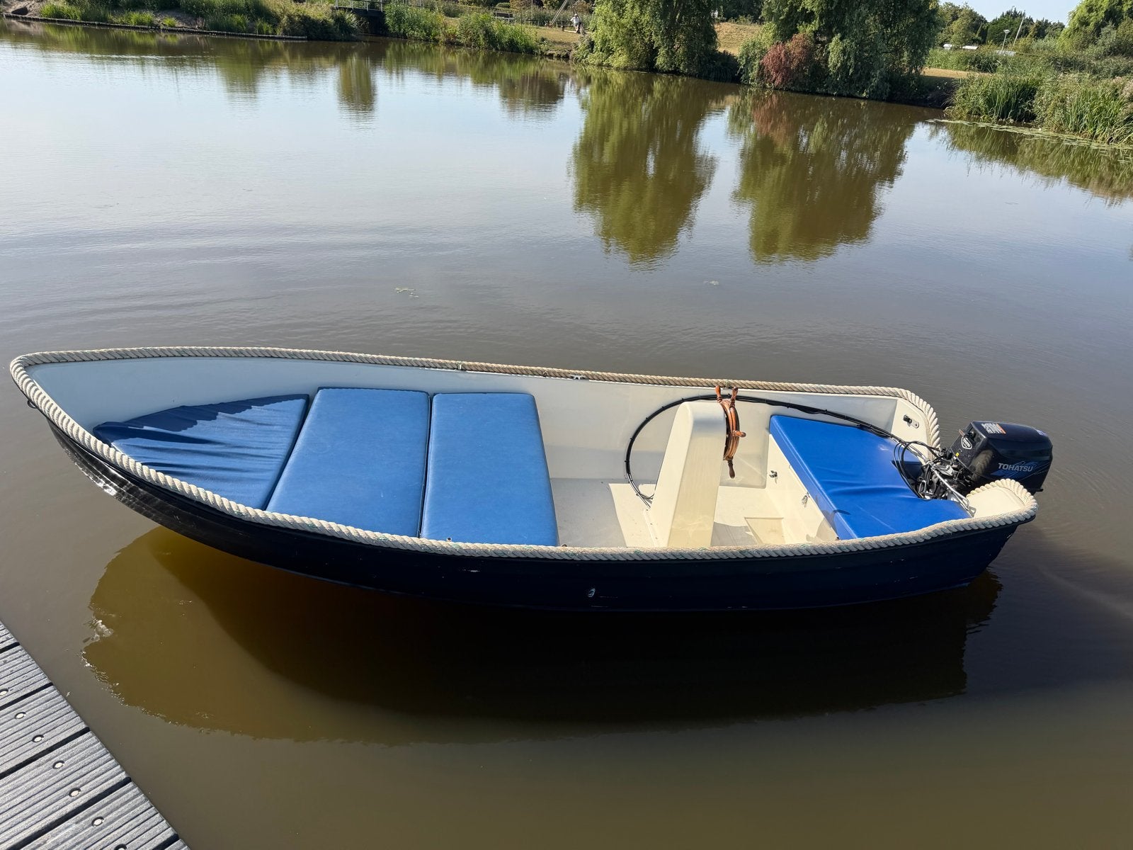 Leuke sloep met buitenboordmotor en trailer, Ophalen, 8 pk, Gebruikt, Trailer
