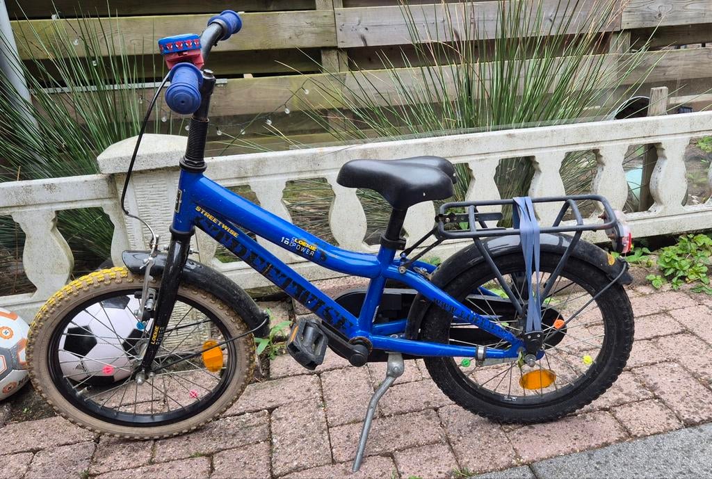 Stoere blauwe 16 inch Loekie jongensfiets, Ophalen, Gebruikt, 16 tot 20 inch