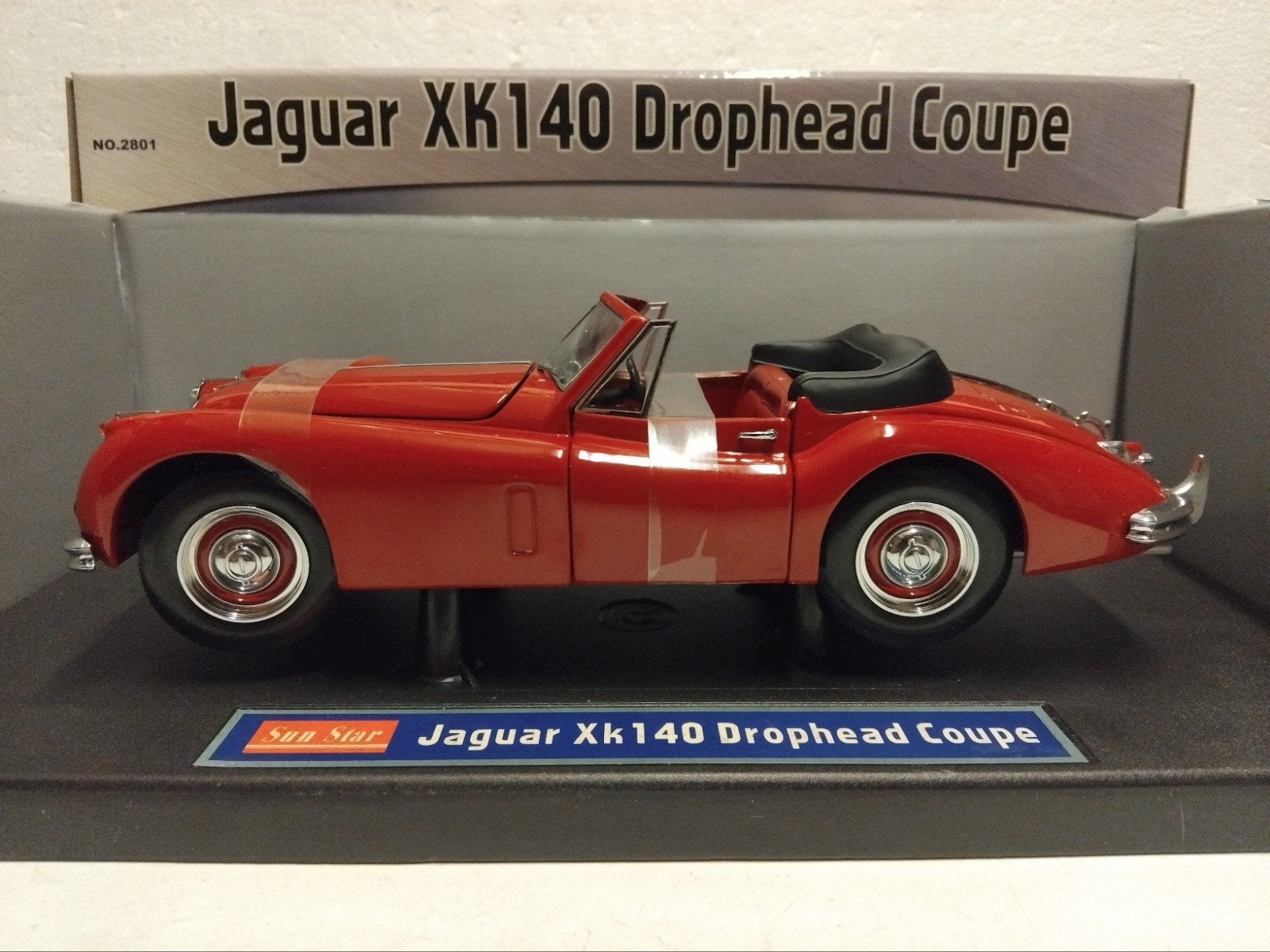 Jaguar XK 140 Drophead  cabriolet red Sun Star  1:18 KRD, Hobby en Vrije tijd, Ophalen of Verzenden, Zo goed als nieuw, Auto, Sun Star